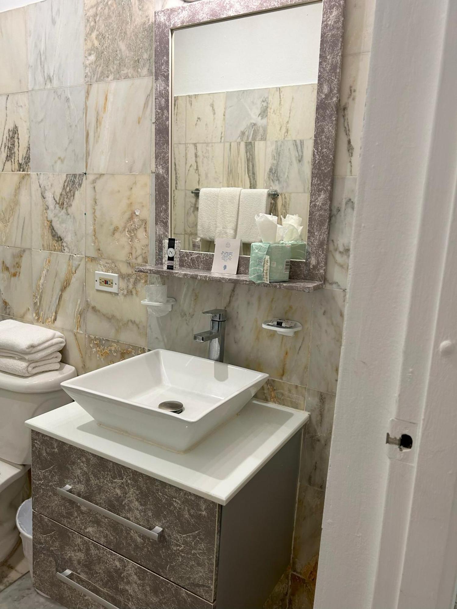 Coral Princess Hotel San Juan Phòng bức ảnh